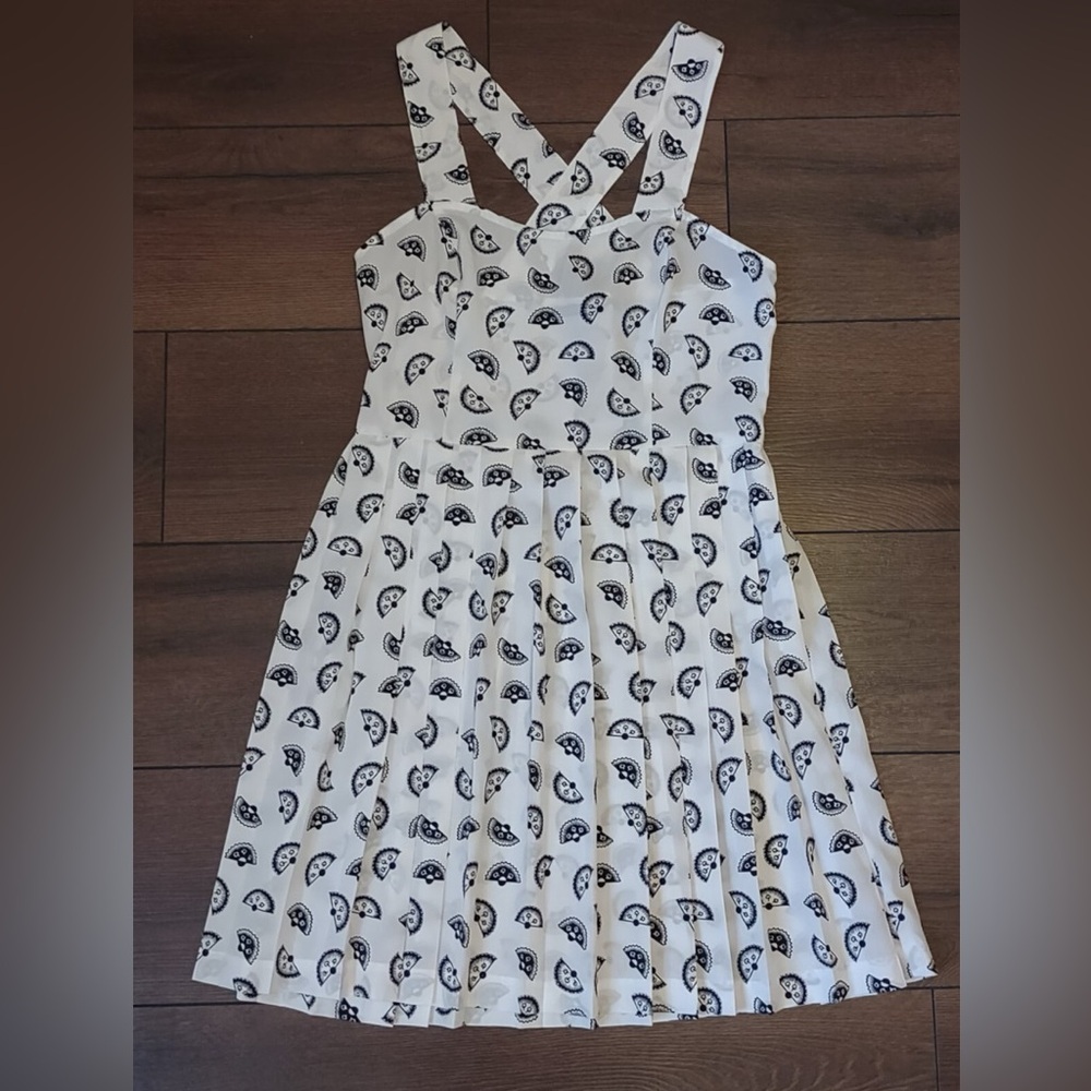 SZ 12 — Urban Outfitters White Pleated Dress with Fan Pattern